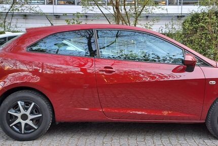 Seat Ibiza 108.000 km 5.350 &euro; München 81735