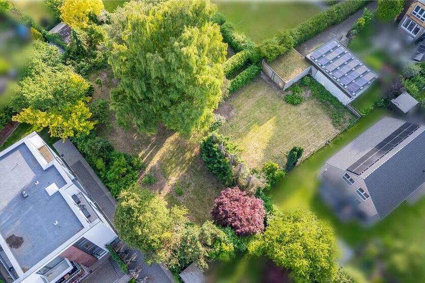 Projektchance in Hamburg-Farmsen: Wohnbaugrundstück für bis zu 3 Häuser