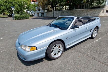 Ford Mustang 120.000 km 16.500 € Kelsterbach 65451