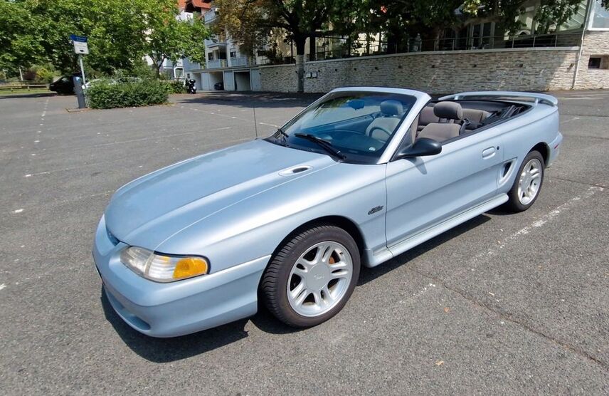 Ford Mustang 120.000 km 16.500 € Kelsterbach 65451