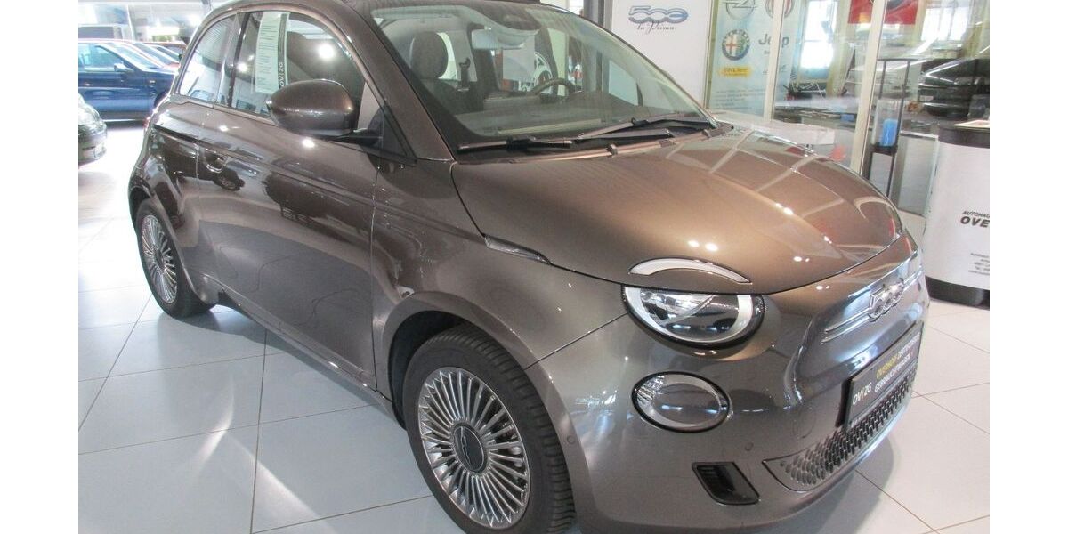 Fiat 500e 46.100 km 17.390 &euro; Lingen - Baccum 49811