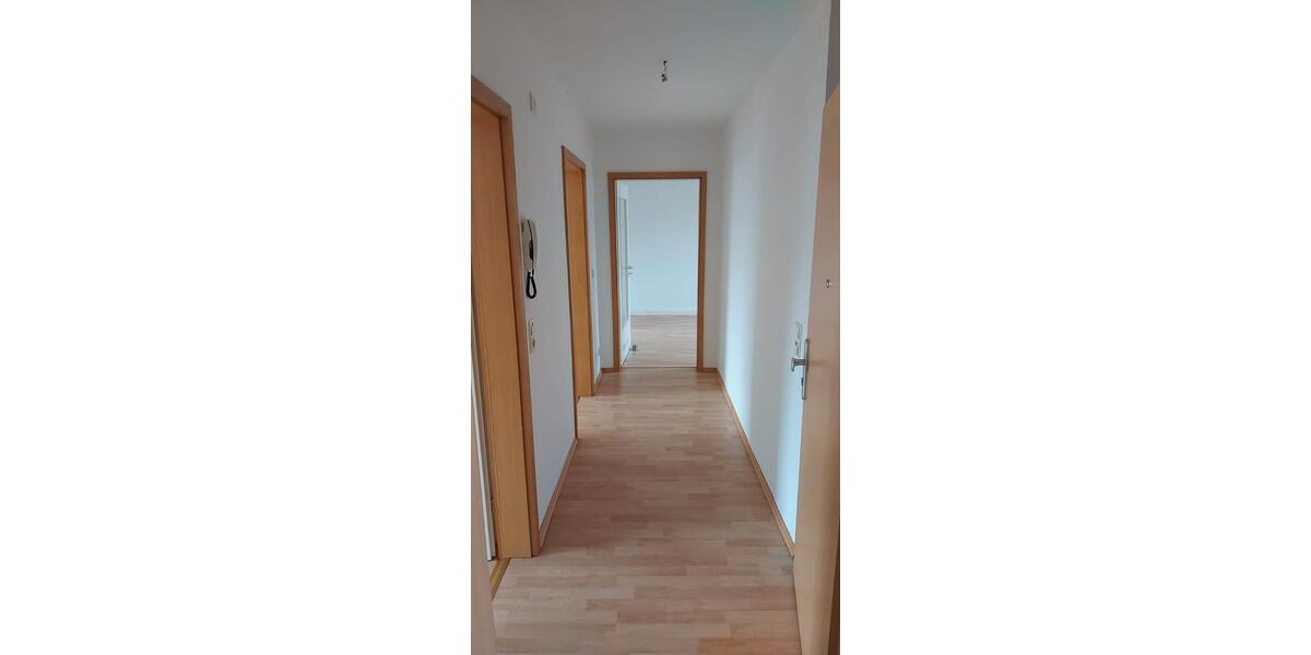 Etagenwohnung Weiden in der Oberpfalz - 3.5 Zimmer, 67 m&sup2;, 184.000&euro; | Angebot:26886383