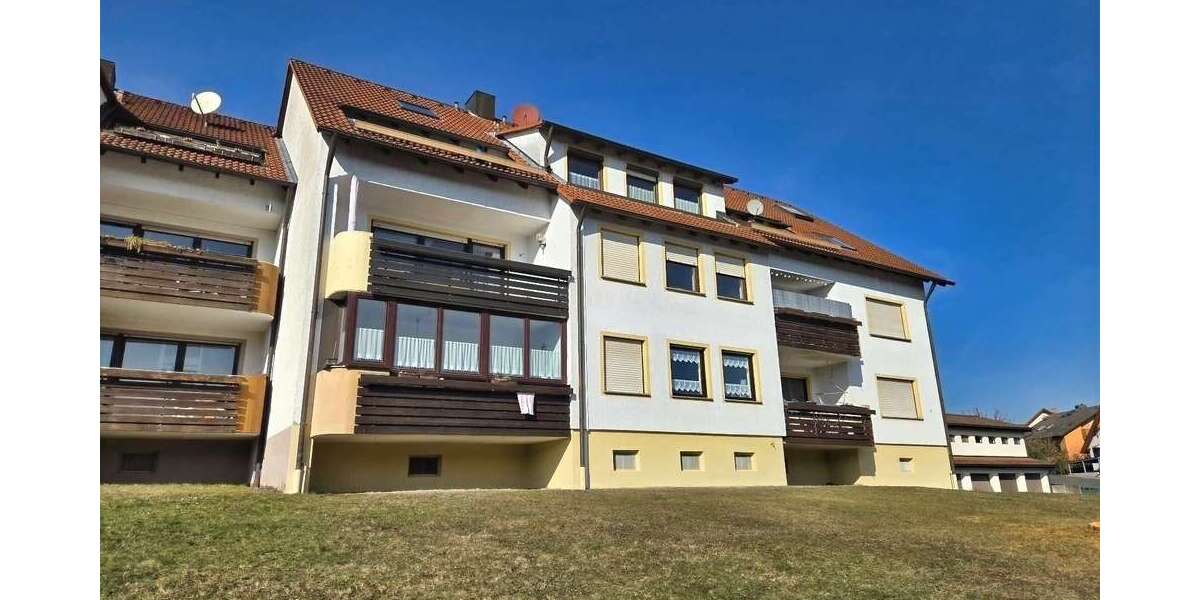 Etagenwohnung Ebern - 5 Zimmer, 110 m&sup2;, 228.000&euro; | Angebot:25238411