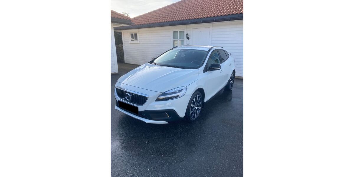 Volvo V40 Cross Country 153.750 km 14.200 &euro; Kirchen 57548