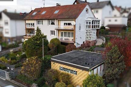 Großzügiges Zweifamilienhaus mit vielseitigen Nutzungsmöglichkeiten in Gladenbach-Mornshausen 8 zimmer