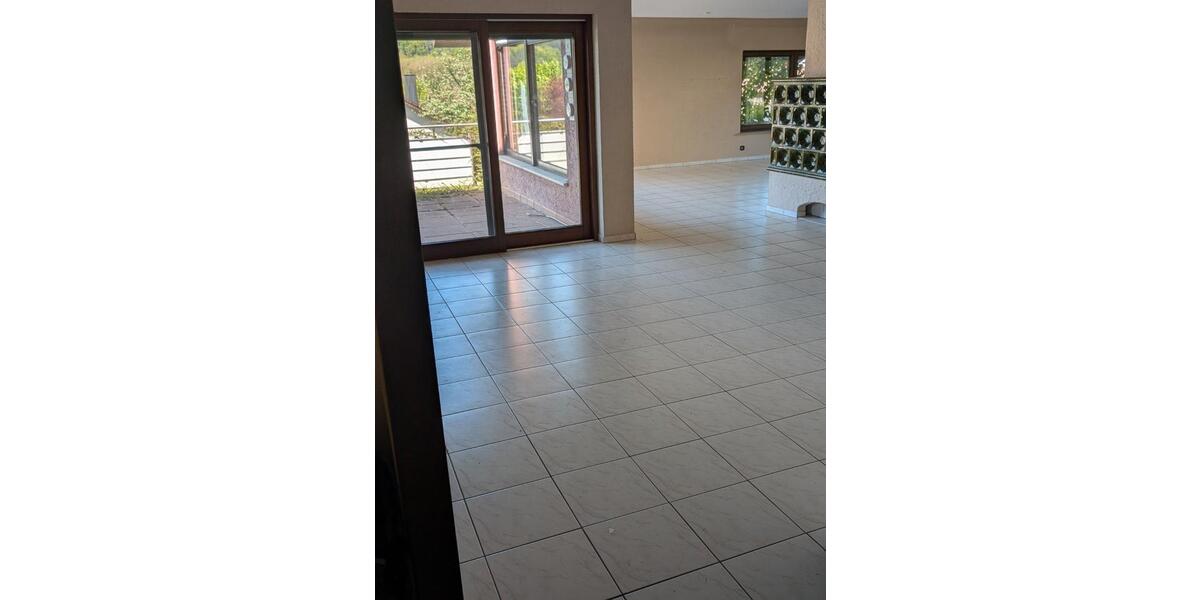 Einfamilienhaus Lauda-Königshofen Königshofen - 3 Zimmer, 170 m&sup2;, 290.000&euro; | Angebot:26373125