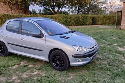 Peugeot 206 134.500 km 1.860 &euro; Wachtberg 53343