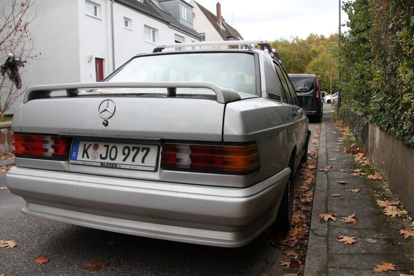 Mercedes-Benz 190 250.000 km 6.000 € Köln 50667