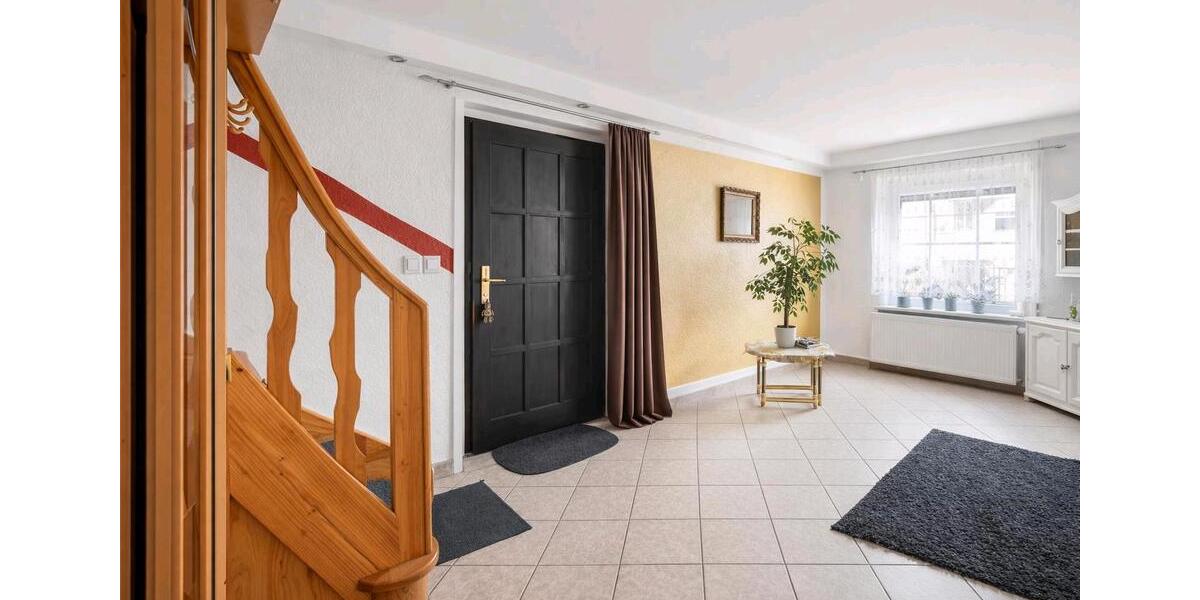 Einfamilienhaus Wittichenau - 8 Zimmer, 175 m&sup2;, 249.000&euro; | Angebot:25937260