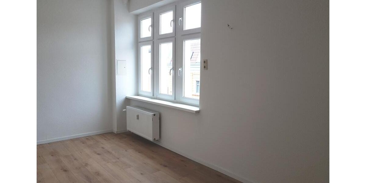 Etagenwohnung Frankfurt (Oder) - 6 Zimmer, 148 m&sup2;, 969&euro; | Angebot:26365893