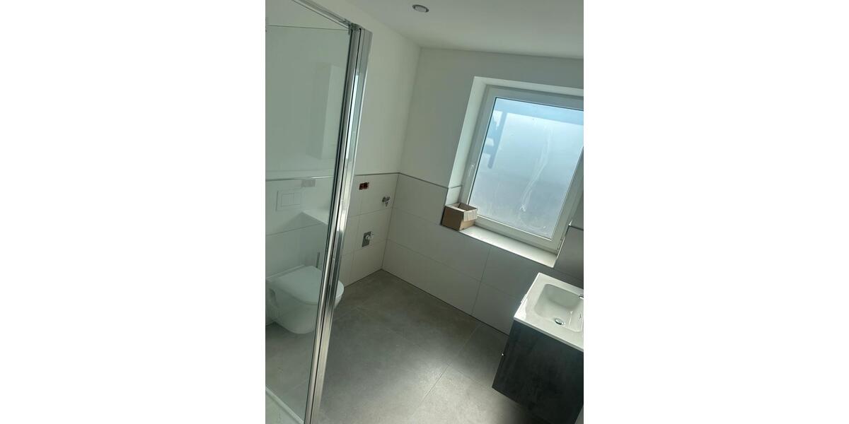 Etagenwohnung Brühl - 4 Zimmer, 100 m&sup2;, 1.900&euro; | Angebot:25414576