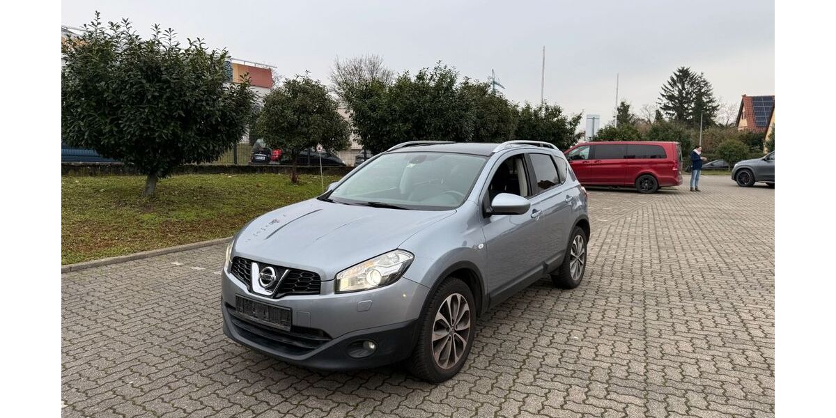 Nissan Qashqai 249.000 km 4.900 &euro; Worms 67547