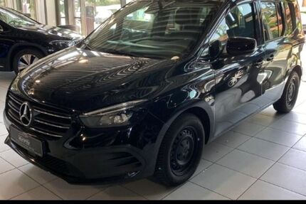 Mercedes-Benz T-Klasse 5.975 km 31.713 € Holzkirchen 83607