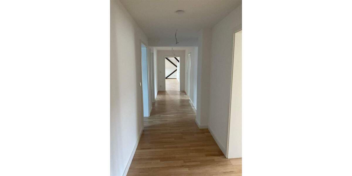 Etagenwohnung Bad Brückenau - 4 Zimmer, 126 m&sup2;, 870&euro; | Angebot:25733760