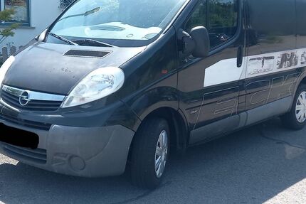 Opel Vivaro 137.000 km 5.701 &euro; Ravensburg 88212