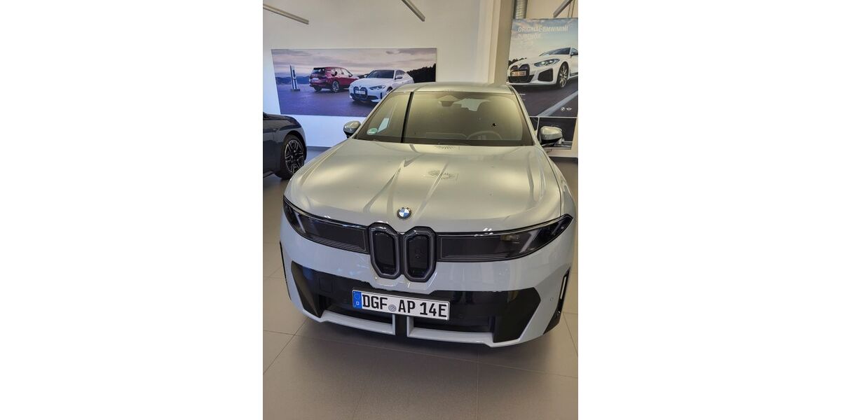 BMW iX3 6.000 km 69.900 &euro; Niederviehbach 84183