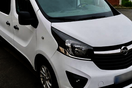 Opel Vivaro 94.000 km 14.800 &euro; Nürnberg 90449