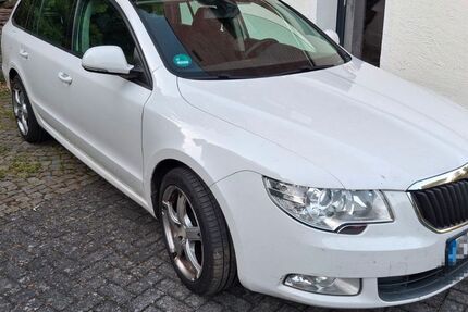 Skoda Superb 333.120 km 2.700 &euro; Gummersbach 51647