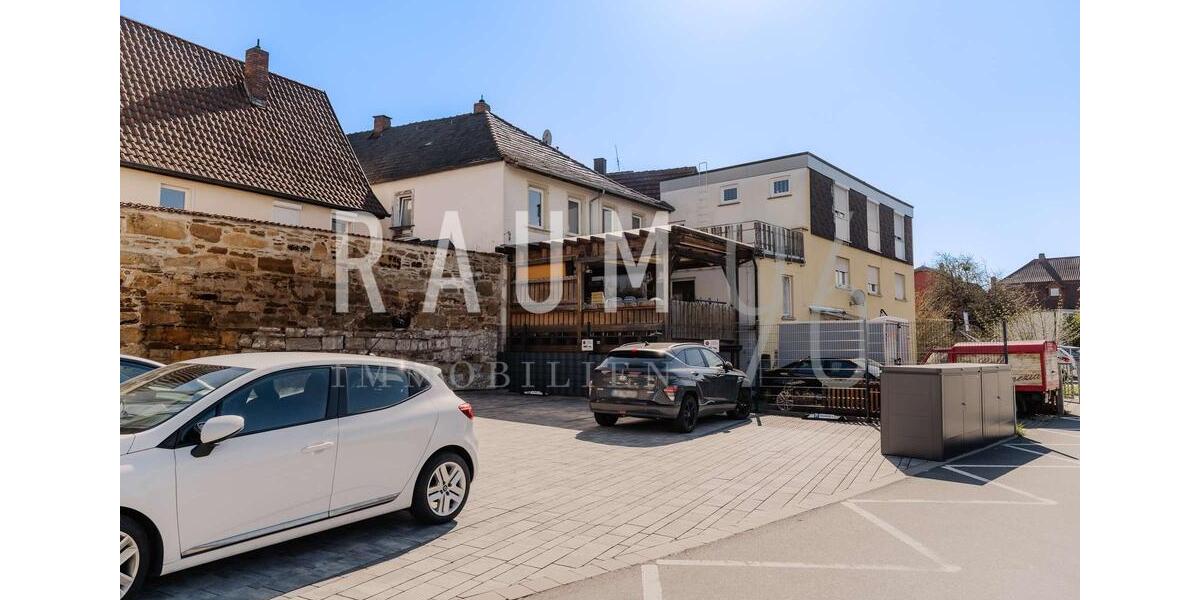 Dachgeschoßwohnung Bad Staffelstein - 3 Zimmer, 95 m&sup2;, 1.100&euro; | Angebot:26283931