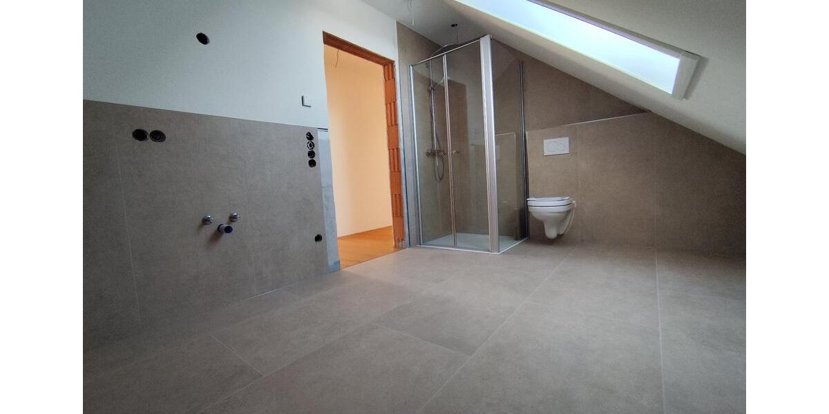 Mehrfamilienhaus, Wohnhaus Ehekirchen - 6 Zimmer, 170 m&sup2;, 1.700&euro; | Angebot:26399722