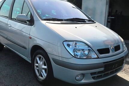 Renault Scenic 267.306 km 1.799 € Unna 59425