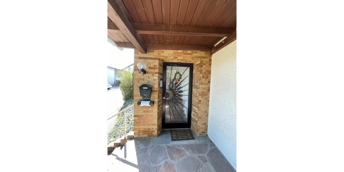 Einfamilienhaus Tholey - 7 Zimmer, 188 m&sup2;, 139.000&euro; | Angebot:26824241