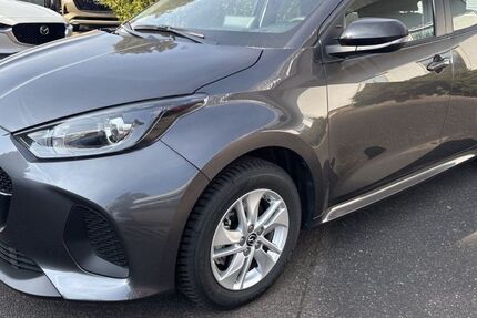 Mazda 2 Hybrid 6.493 km 19.820 &euro; Neuss 41464