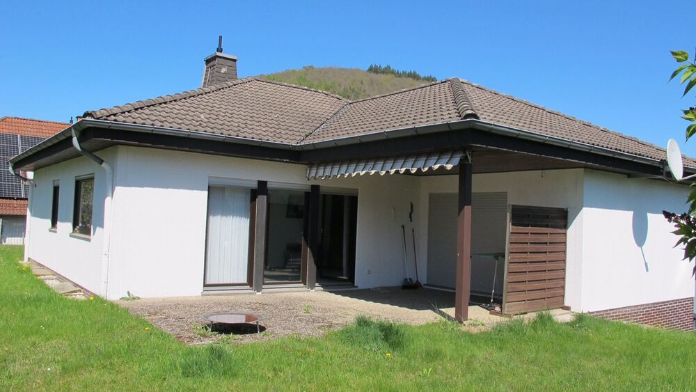 Freistehendes Einfamilienhaus mit 6 Zimmern in Biedenkopf-Wallau - Einfamilienhaus Biedenkopf-Wallau Wallau | Angebot:27092690