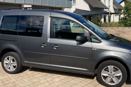VW Caddy 101.000 km 25.300 &euro; Hilpoltstein 91161