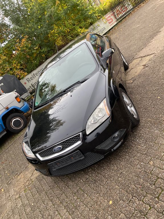 Ford Focus 165.000 km 2.650 € Oberhausen 46147