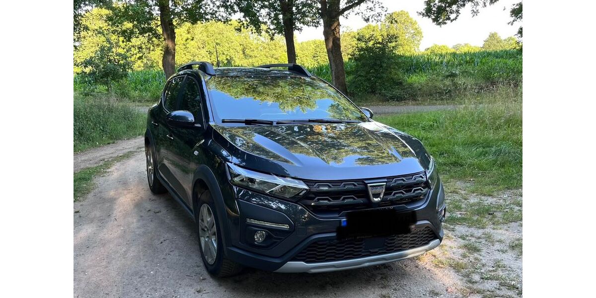 Dacia Sandero 36.000 km 14.900 &euro; Negernbötel 23795