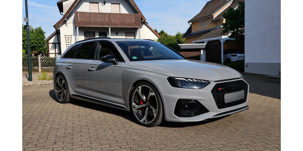 Audi RS4 49.000 km 62.900 &euro; Pfalzgrafenweiler 72285