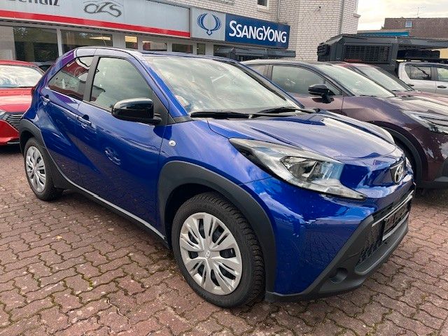 Aygo (X)