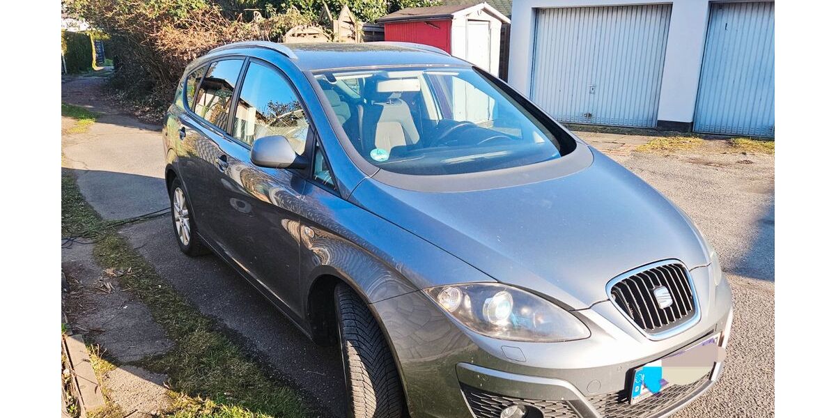 Seat Altea 244.000 km 3.300 &euro; Dortmund 44328