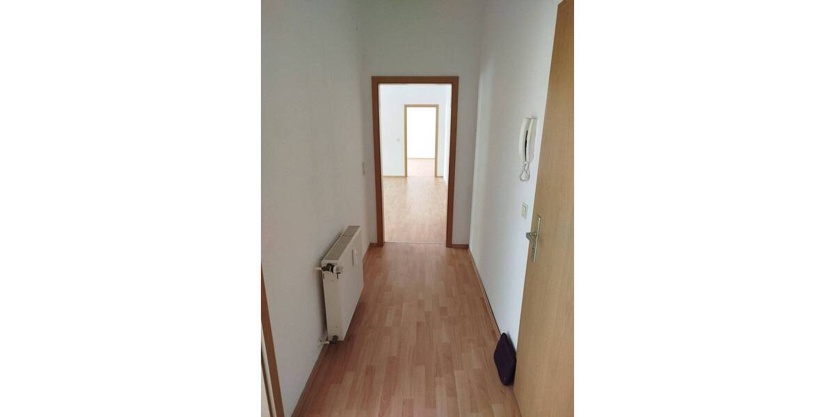 Etagenwohnung Dessau-Roßlau Innenstadt - 2 Zimmer, 70 m&sup2;, 375&euro; | Angebot:26376607