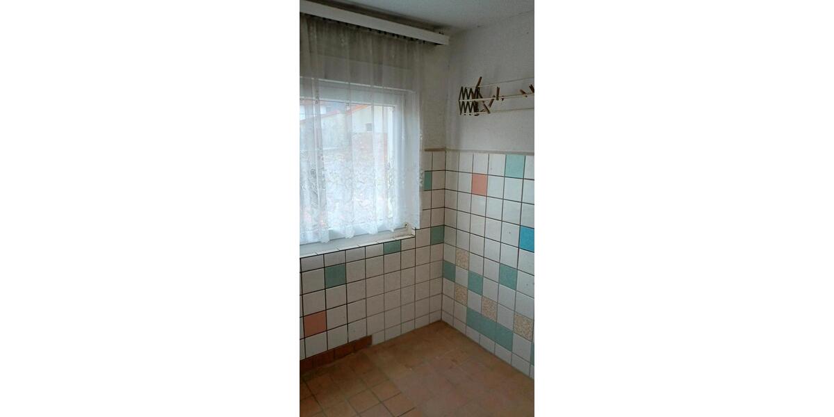Einfamilienhaus Artern - 6 Zimmer, 120 m&sup2;, 600&euro; | Angebot:26404817