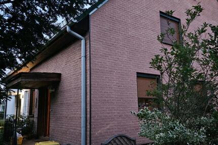 Doppelhaus (DHH), Einfamilienhaus, Wohnhaus in Berlin-Mariendorf 5 zimmer