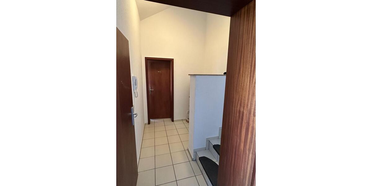 Dachgeschoßwohnung Köln Porz - 2 Zimmer, 62 m&sup2;, 1.050&euro; | Angebot:25417019