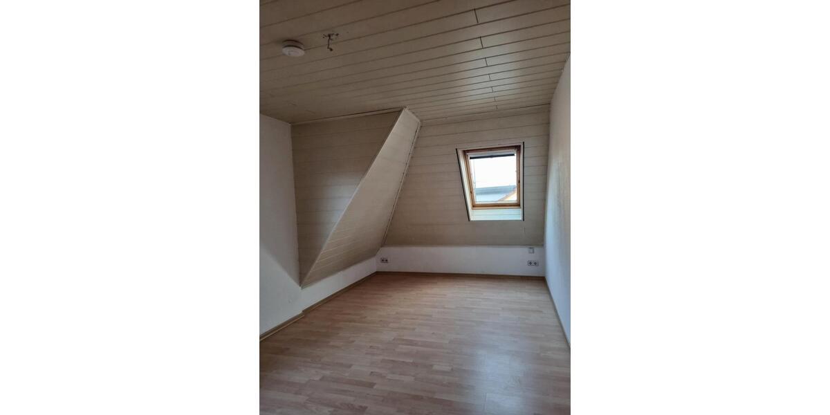 Dachgeschoßwohnung Erlenbach - 3.5 Zimmer, 75 m&sup2;, 309.000&euro; | Angebot:24455160