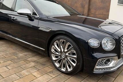 Bentley Flying Spur 79.955 km 149.900 &euro; Renchen 77871