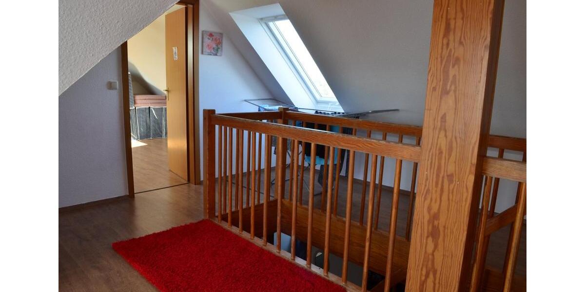 Dachgeschoßwohnung Vöhringen - 4.5 Zimmer, 98 m&sup2;, 880&euro; | Angebot:25086690