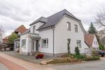 Provisionsfrei* Geräumiges, zentralgelegenes 6-Zimmer Einfamilienhaus mit Gewerbeeinheit in Eilshausen - Einfamilienhaus Hiddenhausen | Angebot:26689390