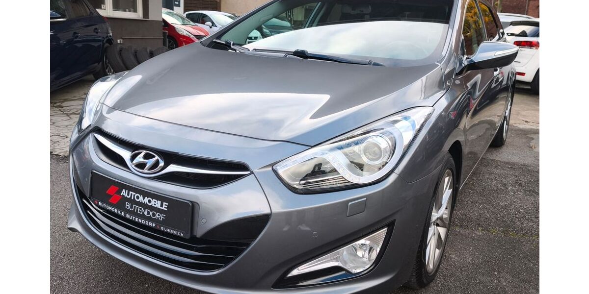 Hyundai i40 178.000 km 7.899 &euro; Gladbeck 45968