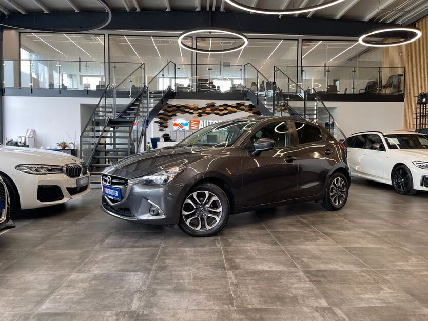 Mazda 2 77.292 km 11.999 € Pfaffenhofen 85276