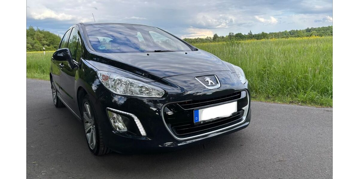 Peugeot 308 63.000 km 6.399 &euro; Gießen 35390