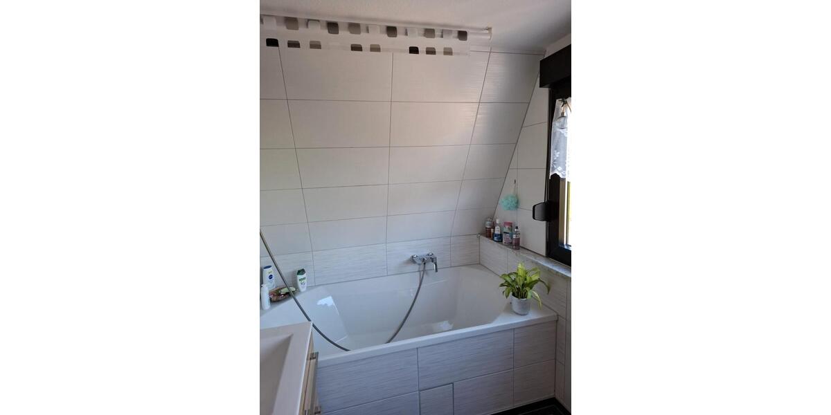 Dachgeschoßwohnung Muldestausee - 3 Zimmer, 90 m&sup2;, 630&euro; | Angebot:26535291