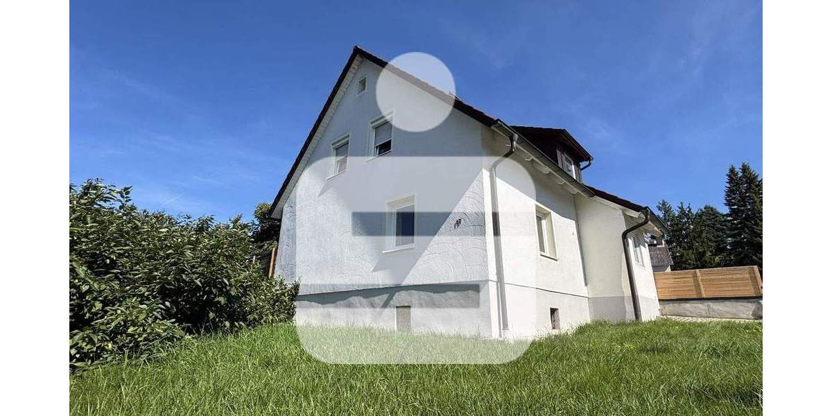 Einfamilienhaus Wackersdorf - 6 Zimmer, 130 m&sup2;, 245.000&euro; | Angebot:25674585