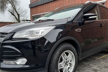 Ford Kuga 125.000 km 7.990 &euro; Rüsselsheim am Main 65428