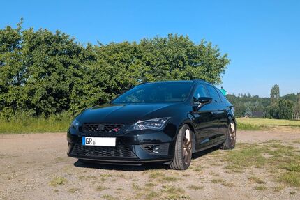 Seat Leon 65.000 km 22.999 &euro; Ebersbach-Neugersdorf 02730