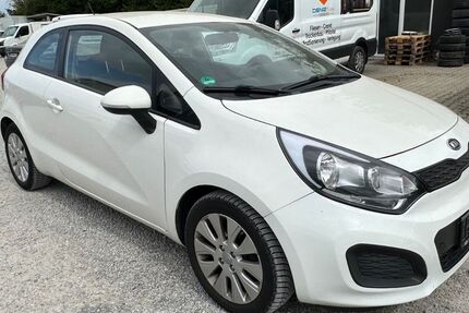 Kia Rio 248.400 km 1.400 &euro; Düren 52351